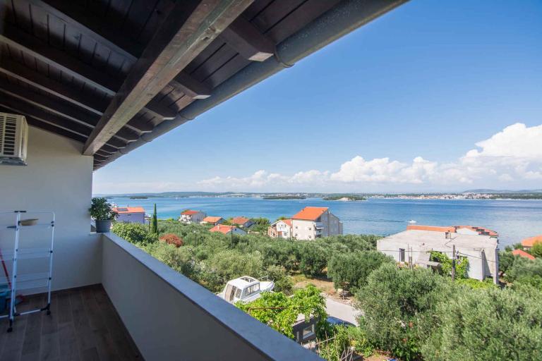 Apartment in Tkon - Insel Pasman 50975 - Ferienwohnung Tkon