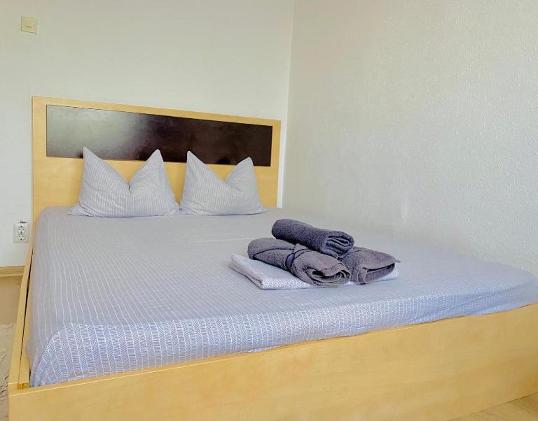 Rahova family apartment - Bed and Breakfast Boekarest