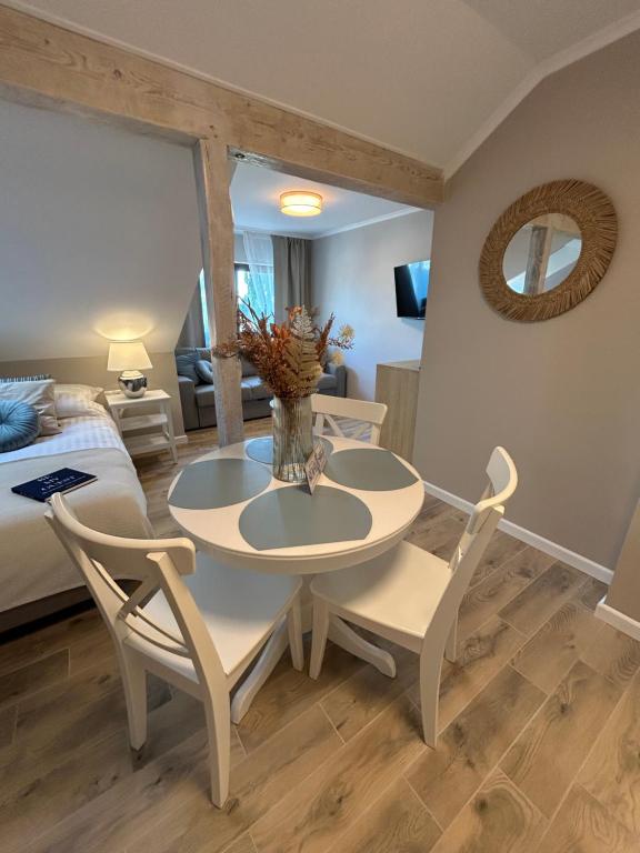 Stacja Bałtyk Apartment's - B&B Dźwirzyno