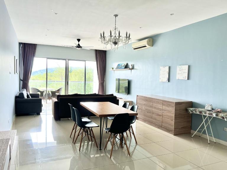 Margo Home - The Loft Imago - Bed and Breakfast Kota Kinabalu
