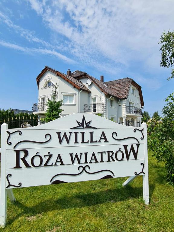 WILLA RÓŻA WIATRÓW - B&B Dziwnówek
