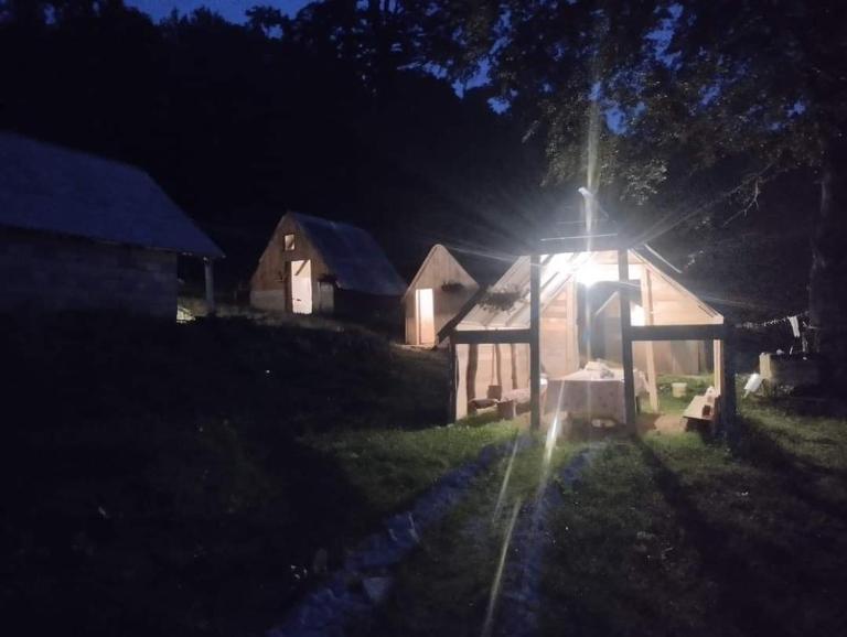 Eko Katun Djurisic - B&B Kolašin