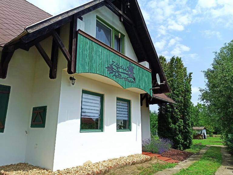 Zöldike apartman Tiszafüred - B&B Tiszafüred