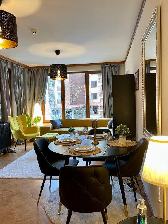 Wonderful ski resort apartment - B&B Bansko