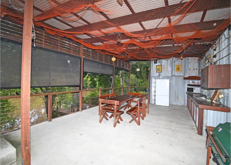 Rivershack - Riverfront - Fisherman's Delight - 5BR - B&B Buxton