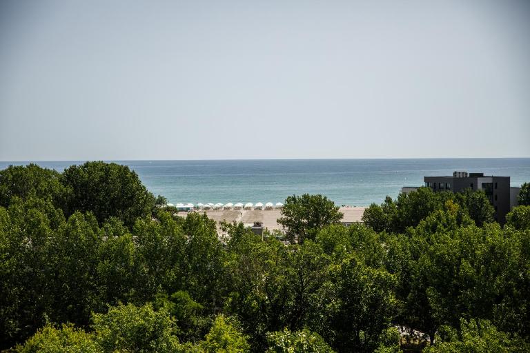 Sea Gem 3 Mamaia - Stunning Sea Views and 200m to Beach - B&B Mamaia
