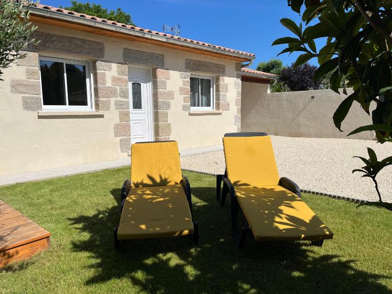 Petite maison individuelle proche plage - B&B Mèze