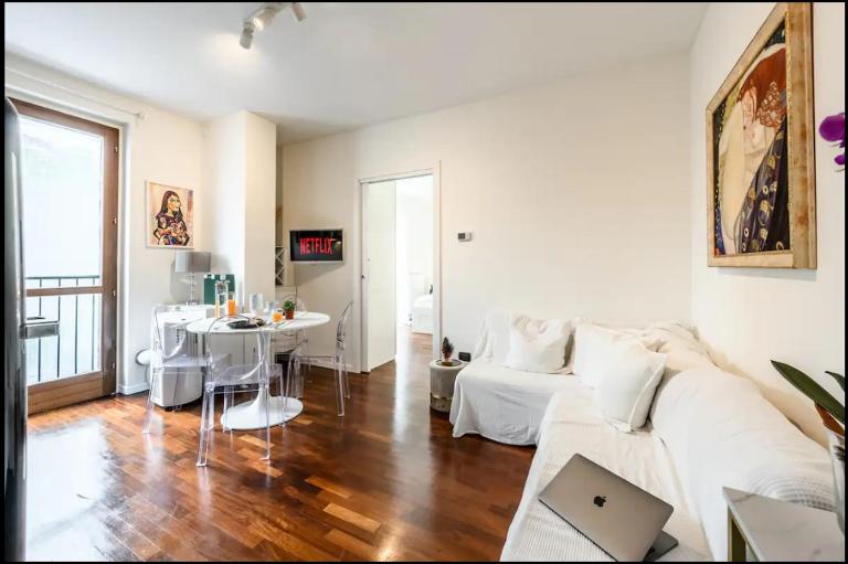 Casa Albertina [Grazioso appartamento vicino alla Stazione] - B&B Monza
