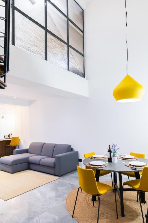 Florette Suite 1BR w Stunning Lounge Terrace by Arco Collection - B&B Floriana