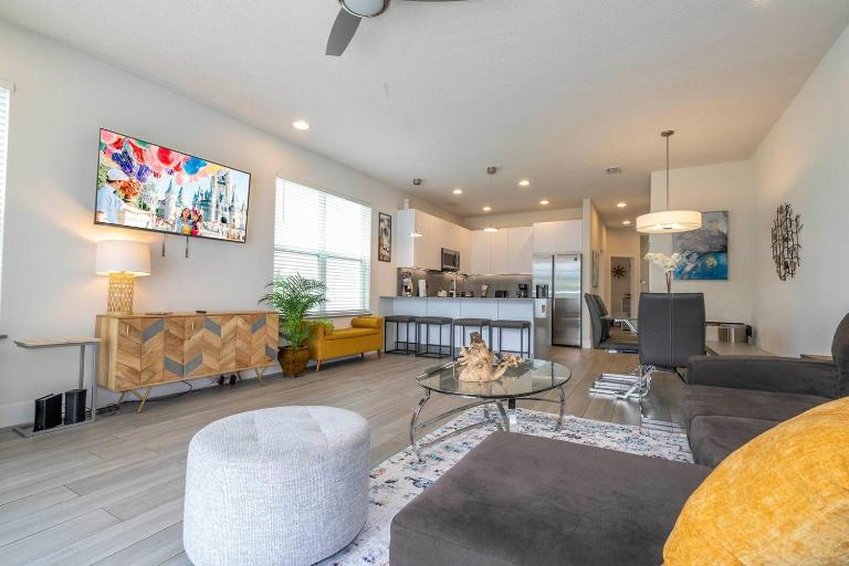 Comfortable home Near Disney & Private Pool 17414 - Ferienwohnung Orlando
