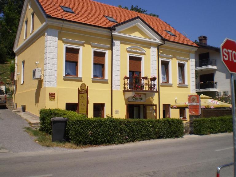 Apartments Petar Pan - B&B Krapinske Toplice