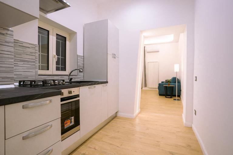Song House Apartment centro storico 5 pax - B&B Napoli