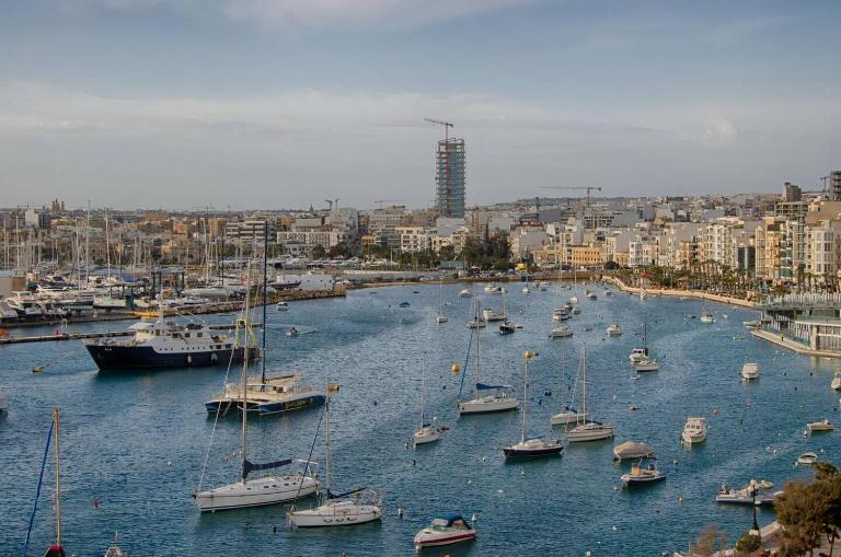 The Strand Apartments by Homely - Ferienwohnung Sliema
