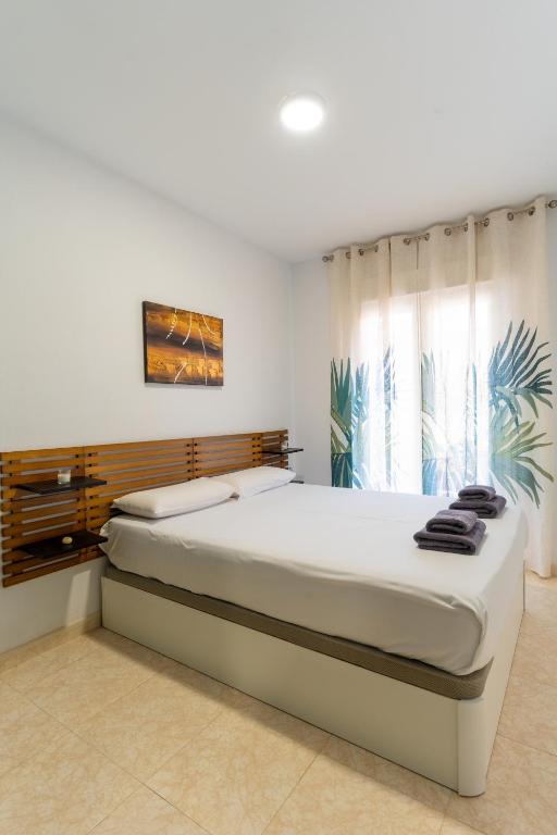 Trendyhomes Aguadulce Beach, WIFI - aire acondidionado - piscina de temporada - Chambres d'hôtes Roquetas de Mar