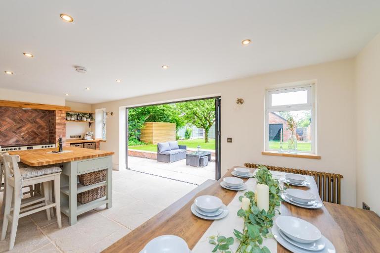 Mill Cottages Shrewsbury With Hottub - Ferienwohnung Merrington