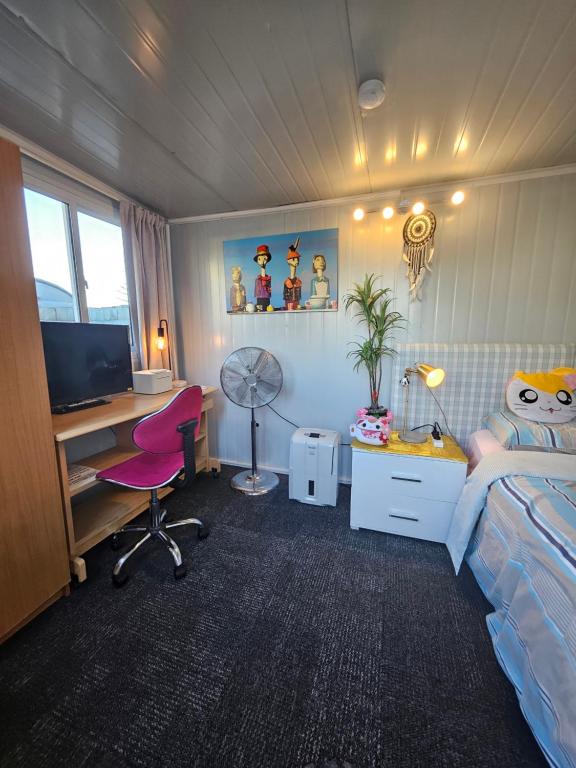 C4 Save money budget affordable cabin with comfort! Cabin 4 - B&B Auckland