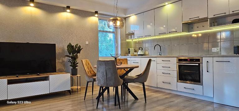 Apartament w Centrum z widokiem na jeziorko - B&B Kętrzyn
