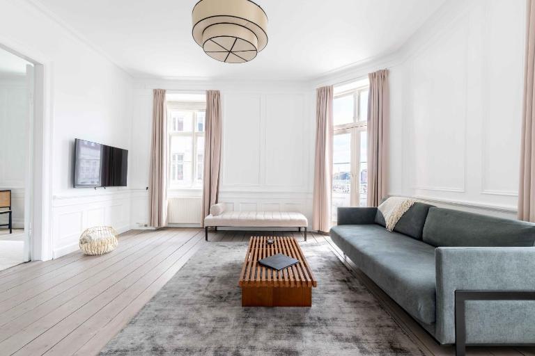 Chic Apartment in Vibrant Area by Copenhagen Canals - B&B Copenhague