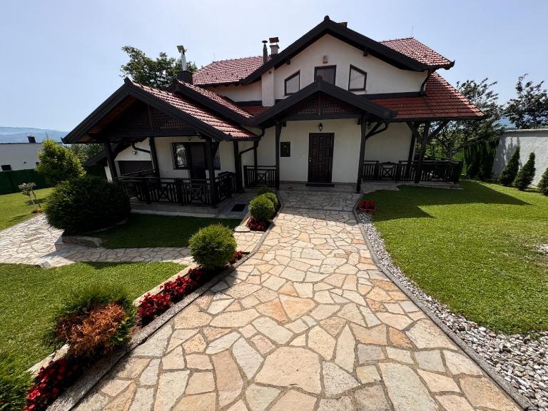 Sarajevo Villa Ruza Vjetrova - Ferienwohnung Vinogradi
