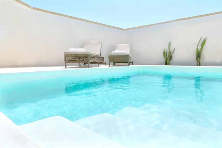 Don Enzo - Terrarossa Salento Luxury Home - B&B Cocumola