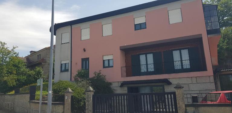Moradia Rotunda dos Bois - B&B Montalegre