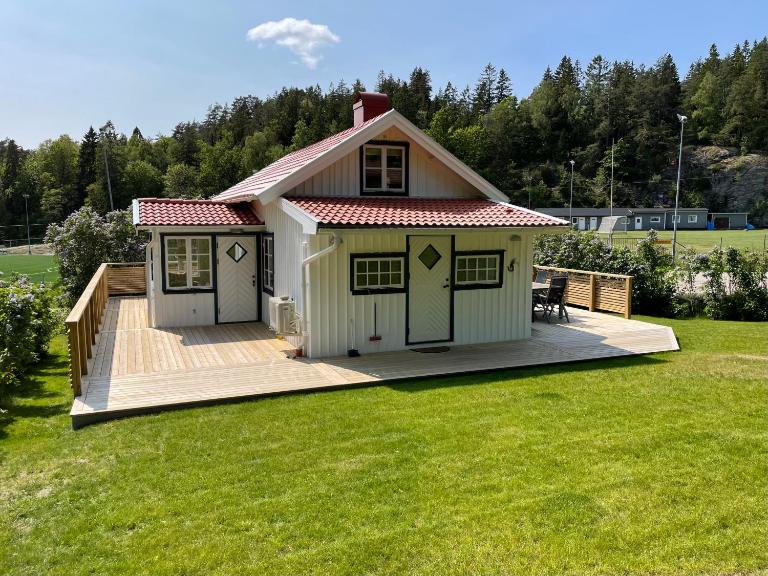 Råssbyn Hassleliden 324 - B&B Ljungskile