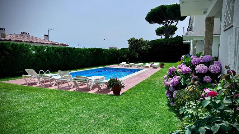 Apartamentos Rayon Du Soleil - Ferienwohnung Sant Feliu de Guíxols
