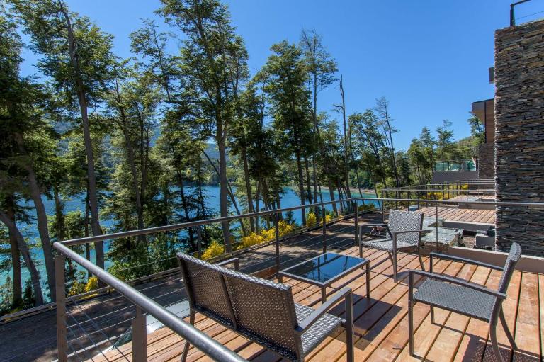 Dos Lagos, Villas & Marinas - B&B Villa La Angostura