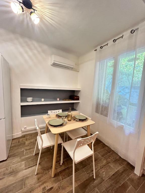cassis studio 50m de la grande plage - B&B Cassis