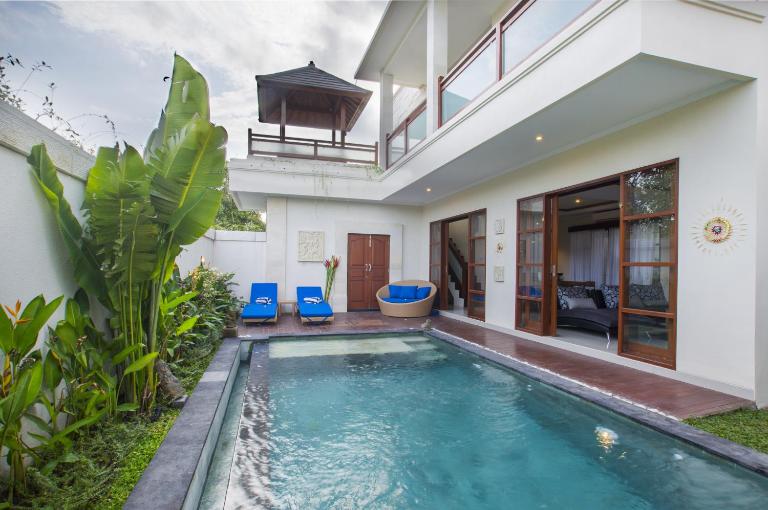 Villa Aurikari - B&B Legian