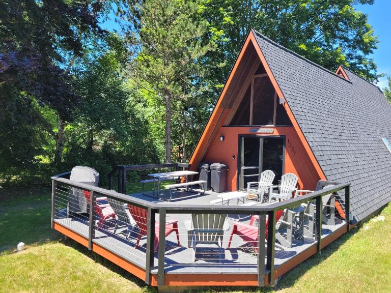The Koal-Mine-Inn - Great Location and AC! - B&B Frankfort