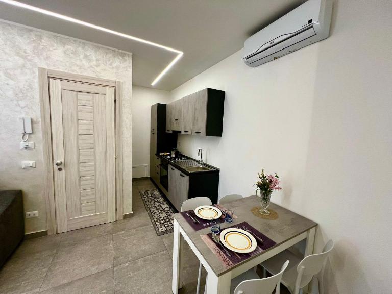Flowers Apartments - B&B Marineo