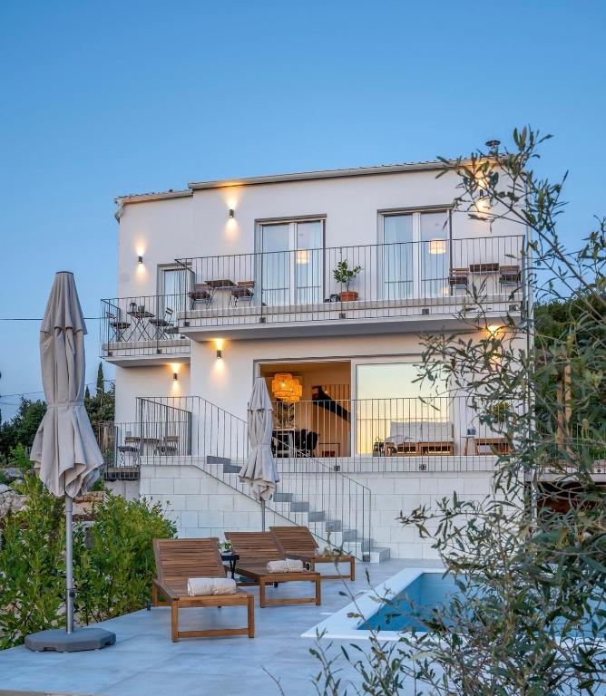 Meridiem Holiday Home in Dubrovnik region - Chambres d'hôtes Gruda