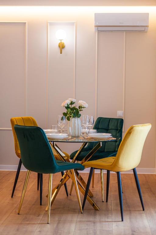 AZABIA LUXURY APARTMENTS - Green View - B&B Cluj-Napoca