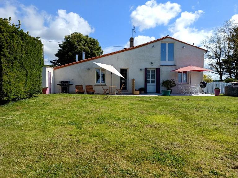 Le Gîte du Petit Chenac - Chambres d'hôtes Chenac-Saint-Seurin-d'Uzet