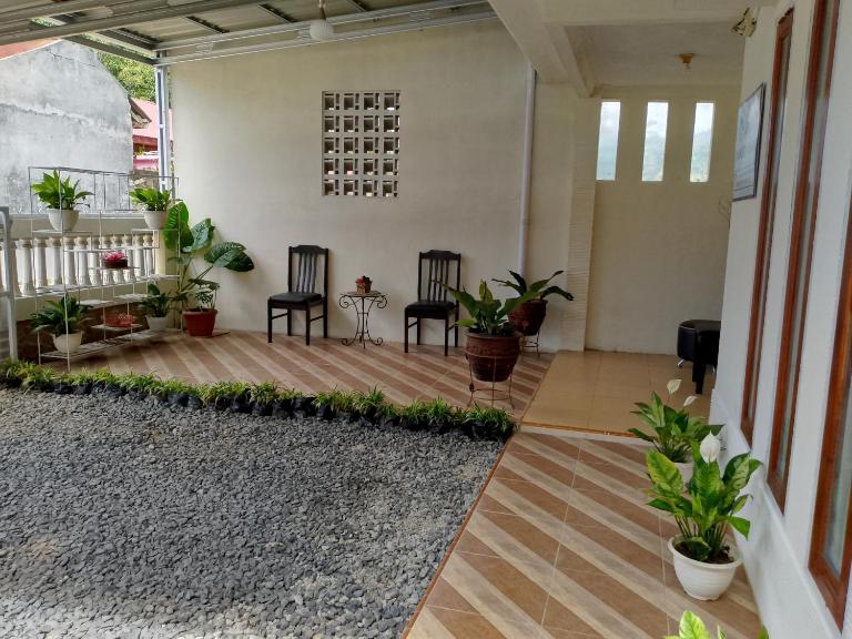 Firza Maqita Homestay Syariah - B&B Payakumbuh