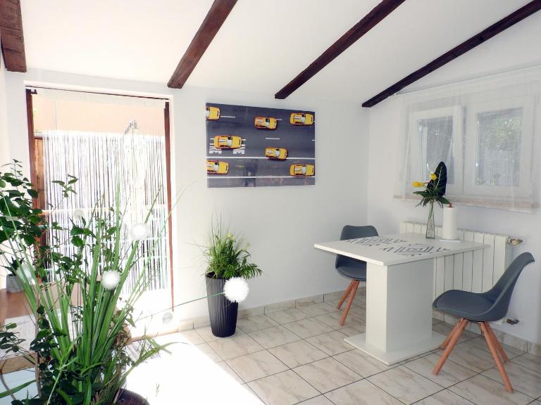 Apartman Ines- Štinjan - Ferienwohnung Pula