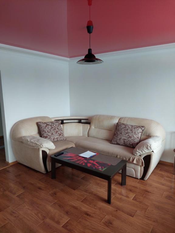 Apartment On Pribuzhskaya 2 - B&B Khmelnytskyi