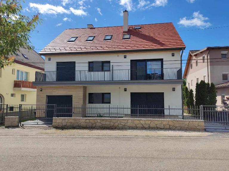Cédrus Apartman - B&B Balatonfüred