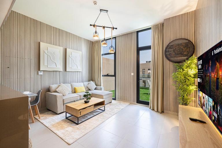 1BR Skyview Penthouse by Blue Cloud Holidays - B&B Sharja