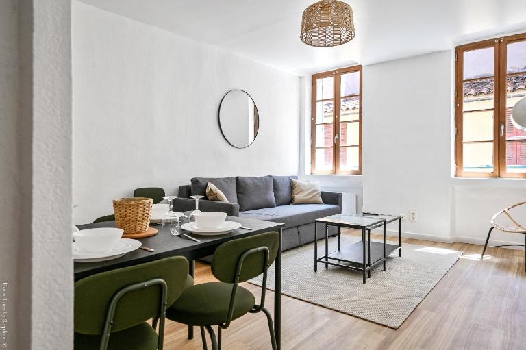 Lumineux T3 refait à neuf dans le Vieux Toulon Centre - B&B Toulon