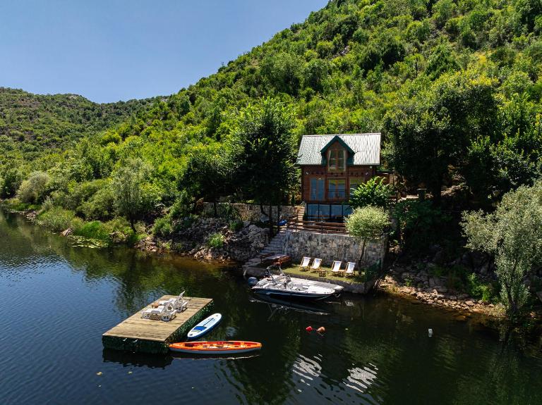 Villas Katarina Skadar Lake - B&B Cetiña