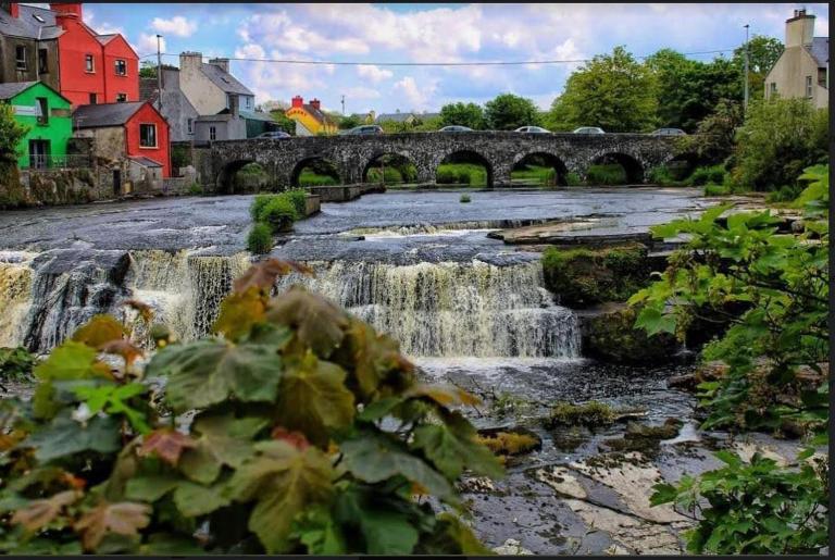 Comfortable House - Ferienwohnung Ennistymon