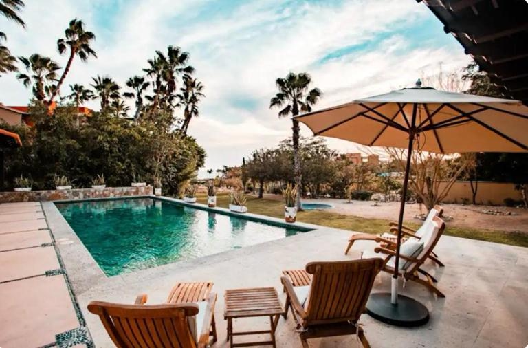LA ROCA 8 min WALKING DISTANCE TO THE BEACH - B&B San José del Cabo