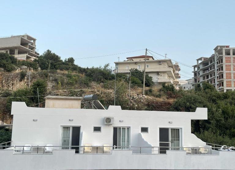 Keivi Guesthouse - Bed and Breakfast Sarandë