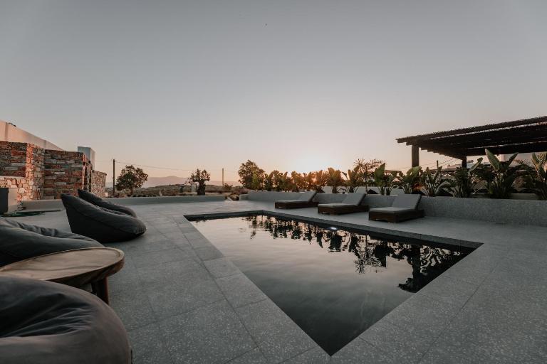 ONYM Curated Villas - B&B Pláka