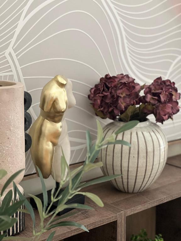 La Strada Central Apartament - Ferienwohnung Großwardein