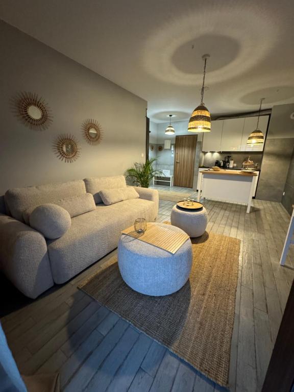 Poznań Airport Apartments Nowe Ogrody Comfort - Chambres d'hôtes Poznan