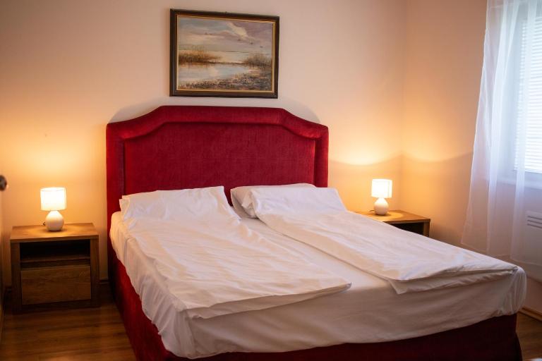 Kiskakas Vendégház - B&B Székkutas
