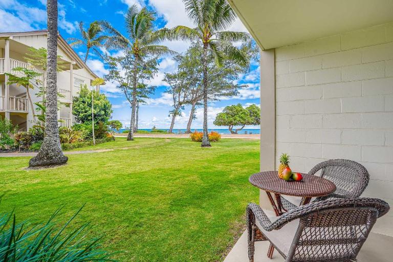 Islander on the Beach 160 - B&B Kapaa